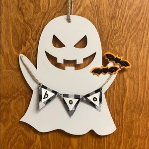 Ghost door hanger